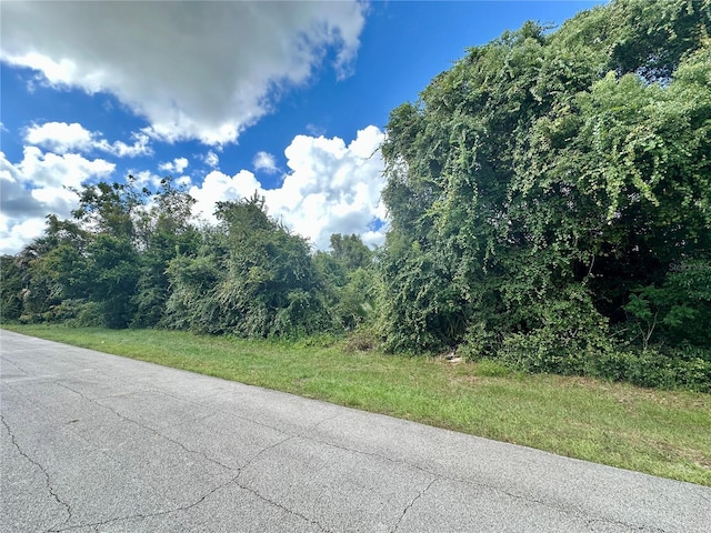 Listing photo 3 for TBD Sullivan St, Deltona FL 32725