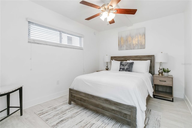 bedroom with ceiling fan