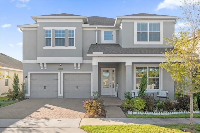 view of front facade featuring a garage