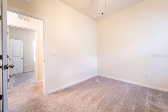 spare room with carpet flooring