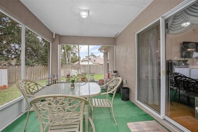 view of sunroom / solarium