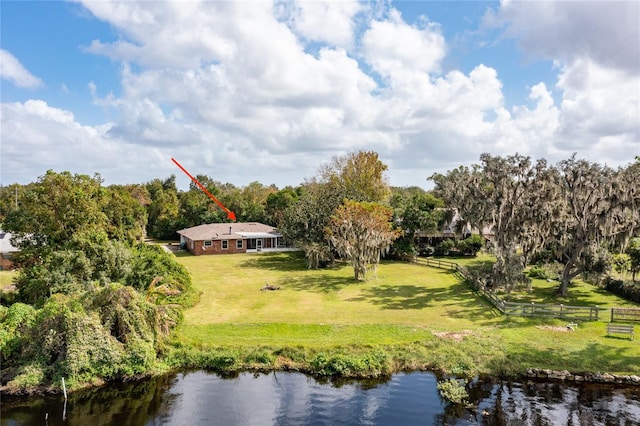 bird's eye view featuring a water view