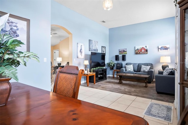 dining area featuring light hardwood / wood-style flooring and ceiling fan