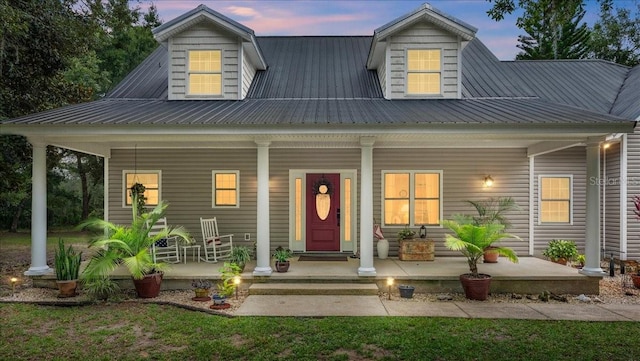 view of front of house with a porch