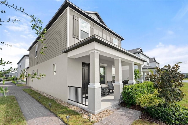 view of front of home with covered porch