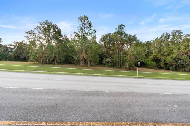 Listing photo 3 for 214 W International Speedway Blvd, Deland FL 32720