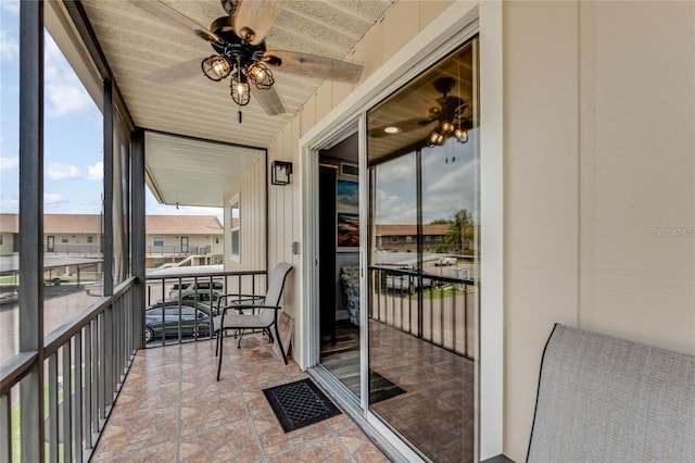 balcony with ceiling fan