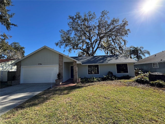 779 Victoria Cir E, Ormond Beach FL, 32174, 3 bedrooms, 2 baths house for sale