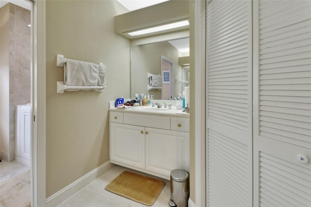 bathroom with vanity