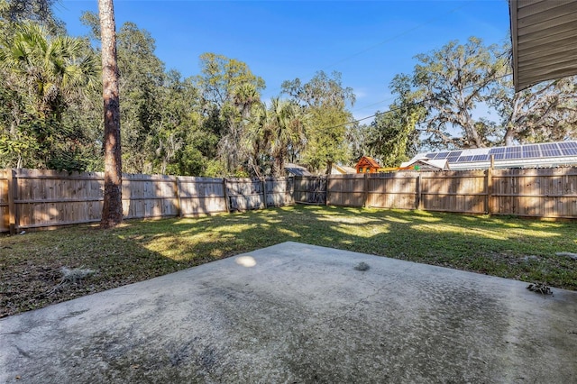 view of yard with a patio area