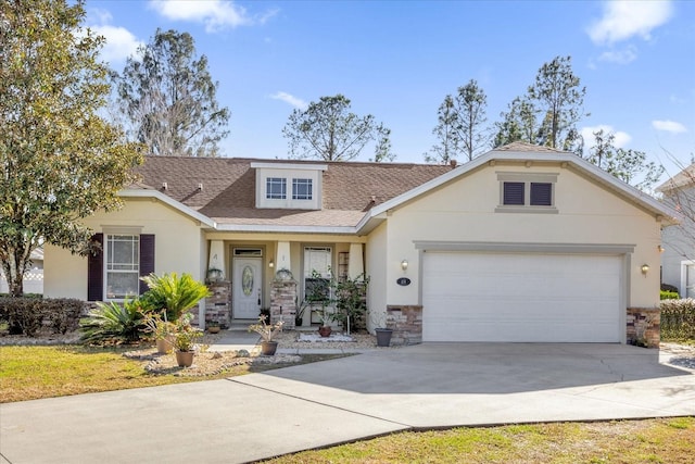 view of front of house featuring a garage