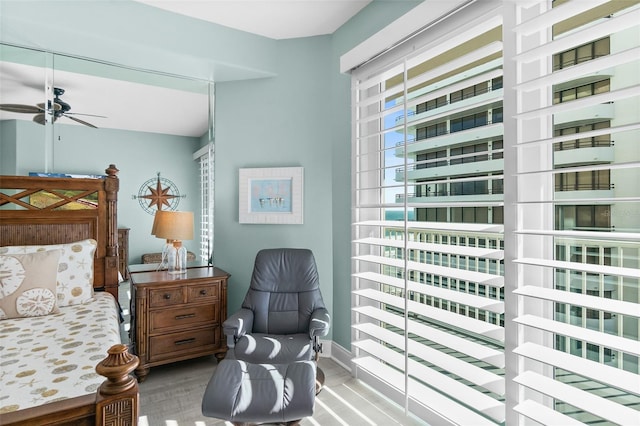 bedroom with ceiling fan