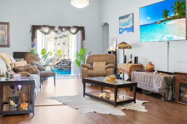 sitting room with hardwood / wood-style floors