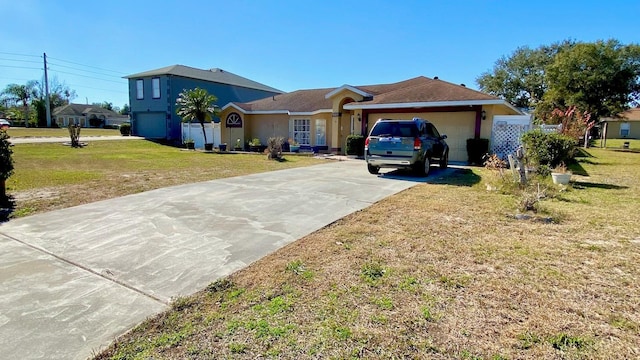 ranch-style home with a front yard