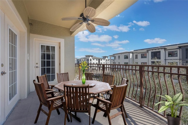 balcony with ceiling fan