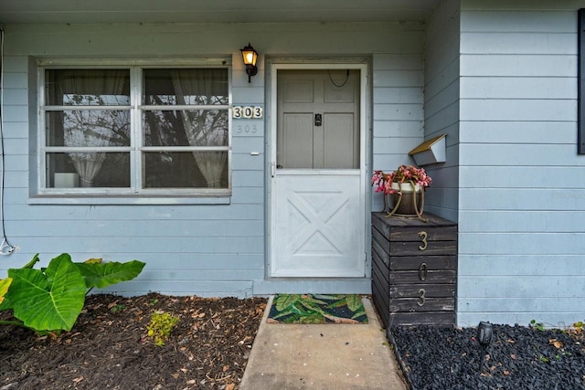 view of exterior entry