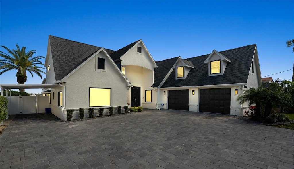 view of front facade with a garage