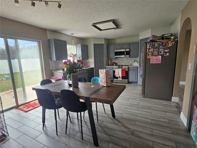 2235 Rabenton Rd, Deltona, FL 32738 - photo 7