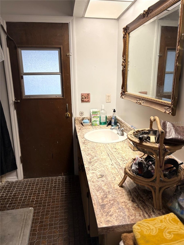 bathroom with vanity