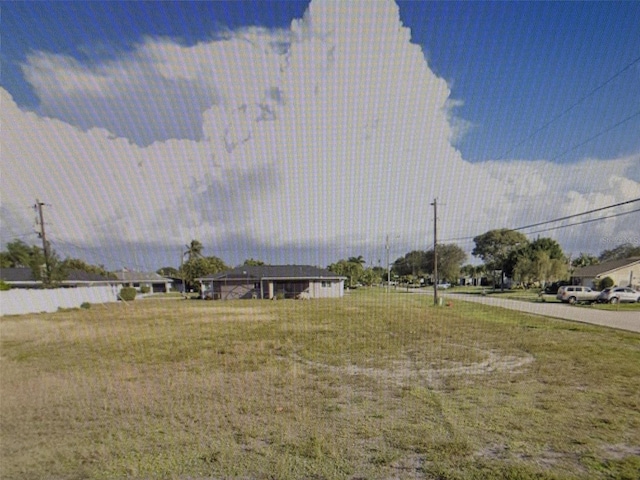 Listing photo 2 for 1527 SE 20th Pl, Cape Coral FL 33990