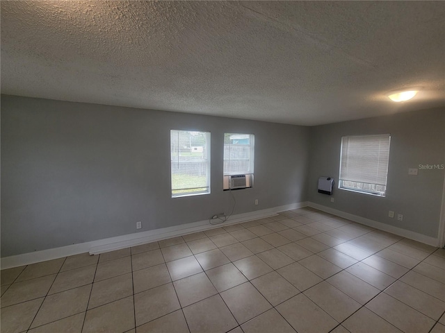 305 Elsie Ave, Daytona Beach, FL 32117 - spare room with heating unit, baseboards, and cooling unit