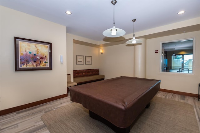 recreation room with light wood-type flooring, billiards, baseboards, and recessed lighting