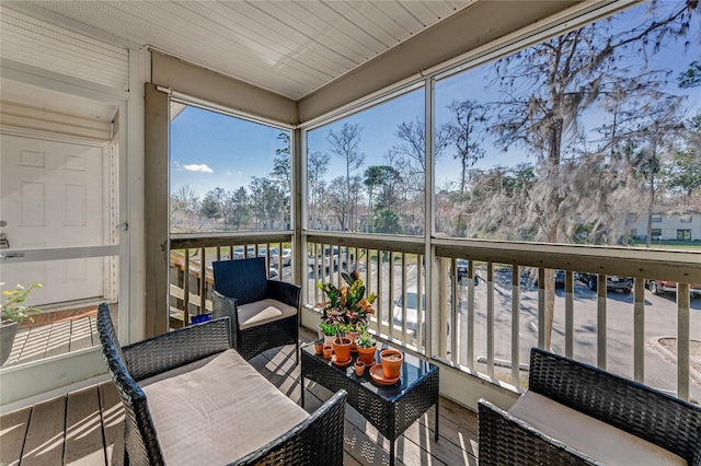 view of sunroom / solarium