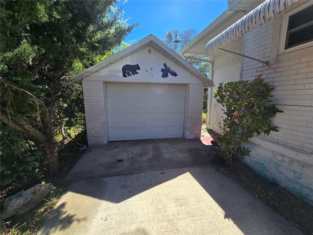 detached garage with driveway