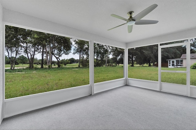 1329 N Old Mill Dr, Deltona, FL 32725 - unfurnished sunroom with a ceiling fan