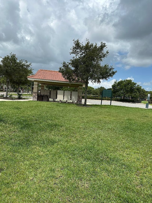 1812 Leather Fern Dr, Ocoee, FL 34761 - view of home's community featuring a gazebo and a yard