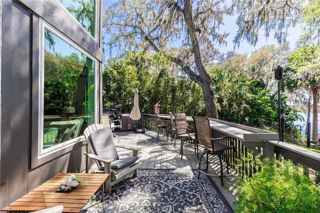 view of patio with outdoor dining area