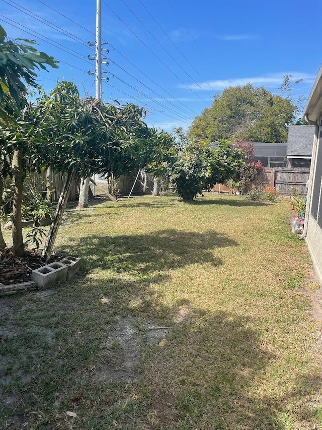 view of yard featuring a fenced backyard