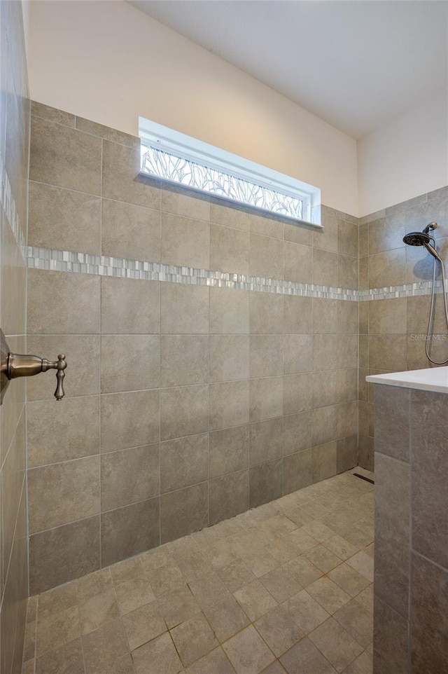 418 Aquamarine Way, Daytona Beach, FL 32124 - bathroom featuring walk in shower