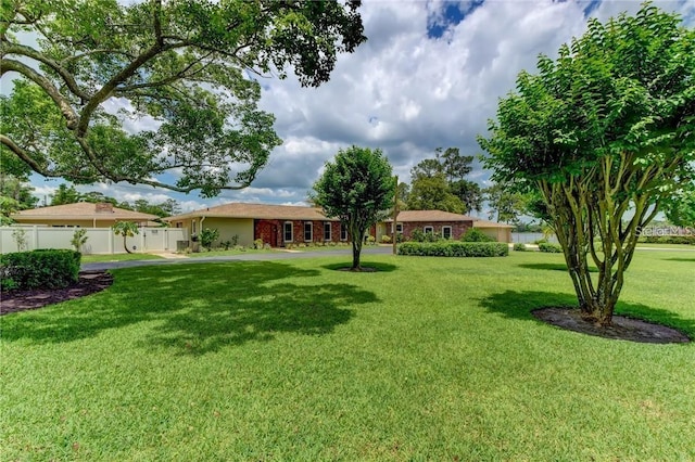 910 N Kepler Rd, Deland, FL 32724 - photo 5