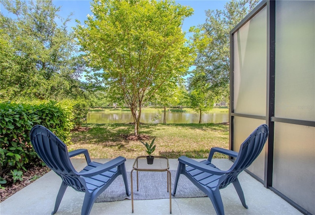258 Rustic Loop, Sanford, FL 32771 - sunroom with a water view