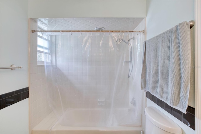 952 Northbrook Dr, Ormond Beach, FL 32174 - full bathroom featuring toilet and tub / shower combination