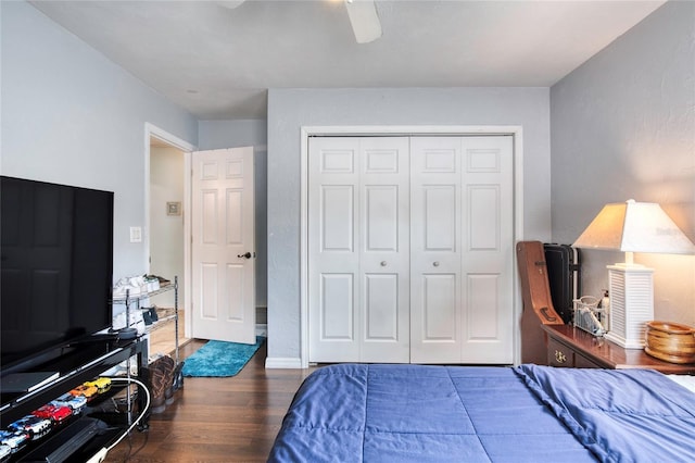 952 Northbrook Dr, Ormond Beach, FL 32174 - bedroom featuring wood finished floors, a closet, and a ceiling fan