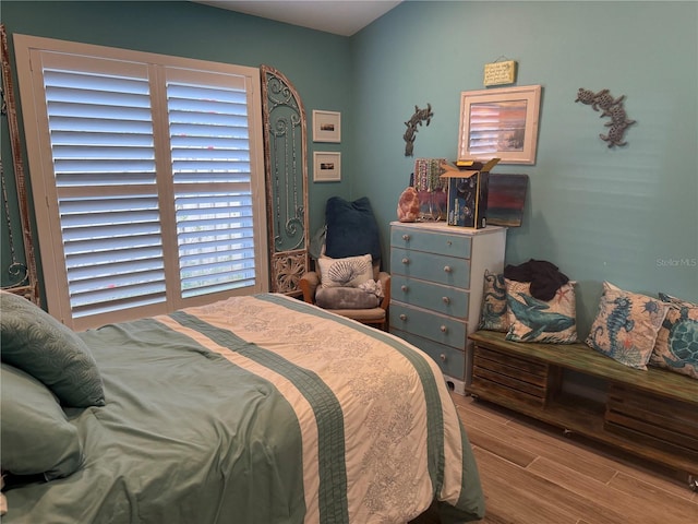 4749 Stoneview Cir, Oldsmar, FL 34677 - bedroom with wood finished floors