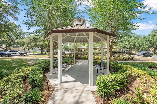 103 Manor View Ln, Deland, FL 32724 - surrounding community with a gazebo