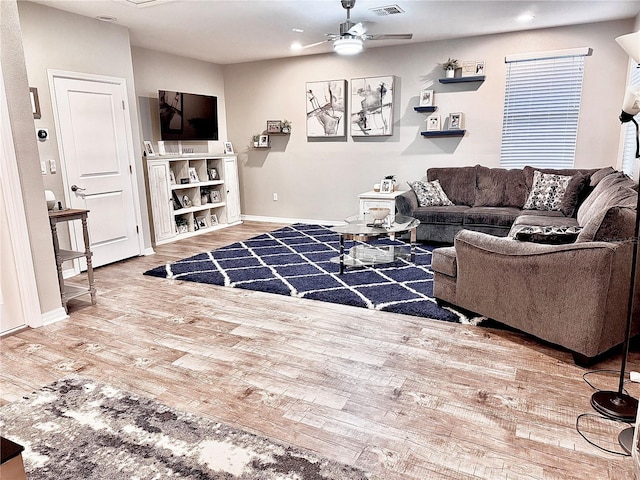 260 Teddy Rushing St, Debary, FL 32713 - living area with visible vents, wood finished floors, baseboards, recessed lighting, and a ceiling fan