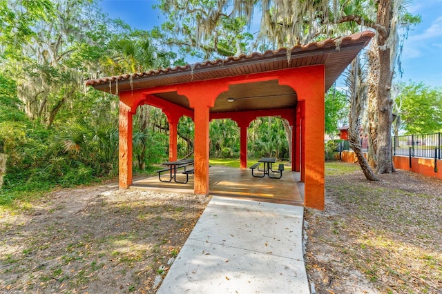 163 Rosa Bella Vw, Debary, FL 32713 - surrounding community with fence