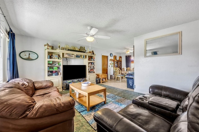 2816 Travelers Palm Dr, Edgewater, FL 32141 - photo 3