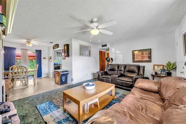 2816 Travelers Palm Dr, Edgewater, FL 32141 - photo 6