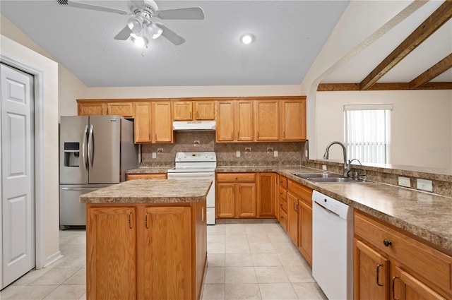 11094 SE 173rd Ln, Summerfield, FL 34491 - kitchen featuring white appliances, a sink, under cabinet range hood, lofted ceiling, and a ceiling fan