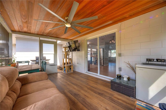 view of sunroom