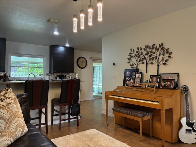 516 Hickorywood Ave, Altamonte Springs, FL 32714 - living room with wood finished floors