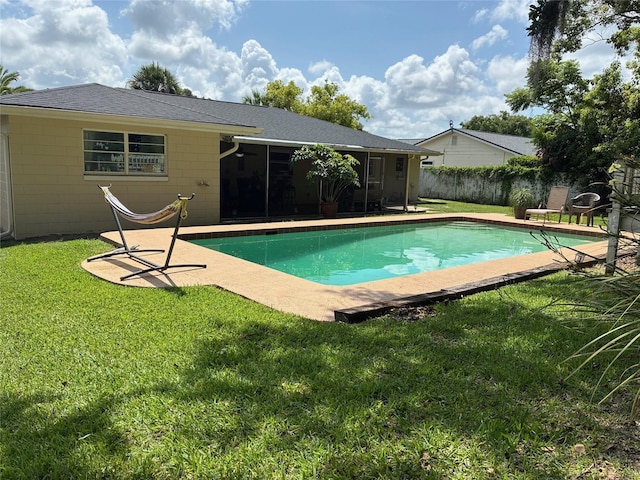 516 Hickorywood Ave, Altamonte Springs, FL 32714 - view of pool featuring a sunroom