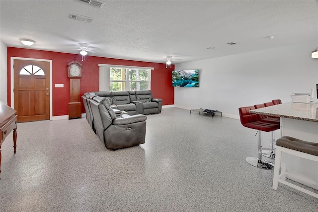851 W Wisconsin Ave, Orange City, FL 32763 - photo 12