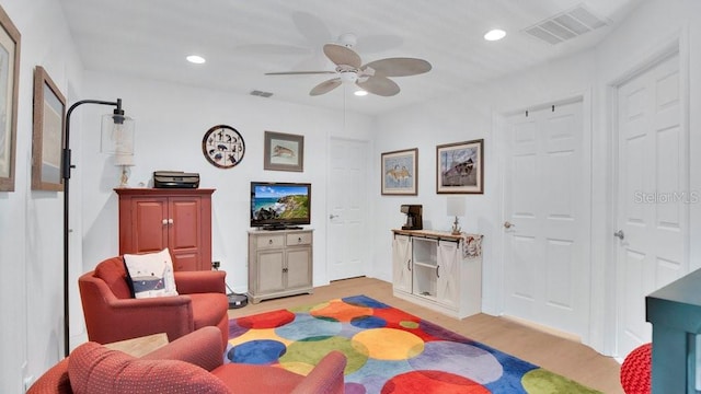 302 Tammie Sue Ln, Deland, FL 32724 - playroom featuring ceiling fan, light wood-type flooring, and recessed lighting