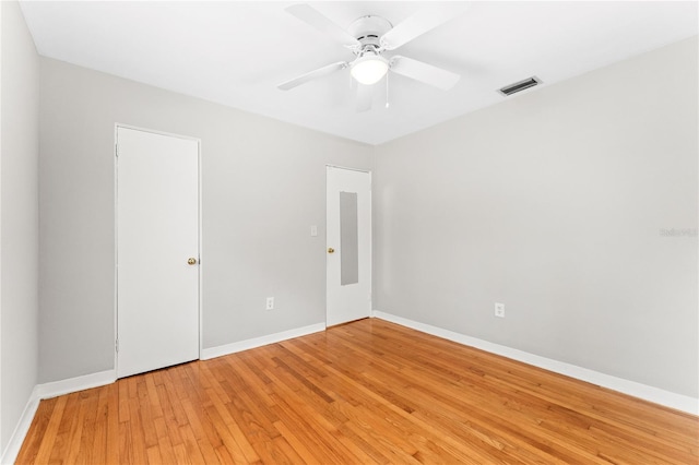 31 Lake Dr, Debary, FL 32713 - spare room featuring light wood-type flooring, baseboards, and a ceiling fan